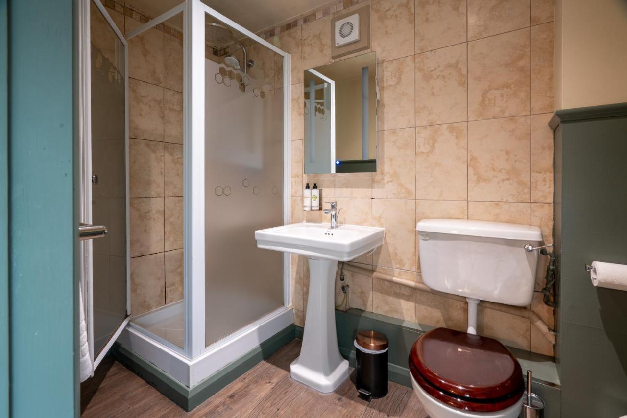 Bourne Valley Inn Saint Mary Bourne Dış mekan fotoğraf