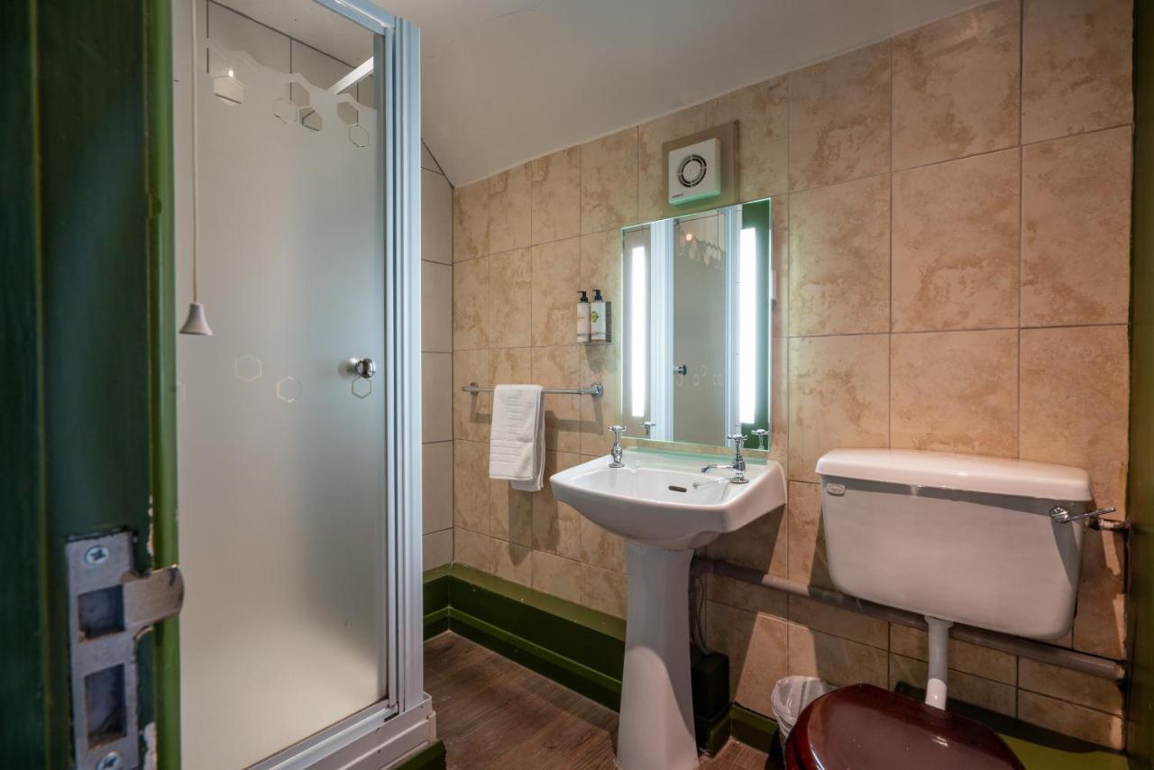 Bourne Valley Inn Saint Mary Bourne Dış mekan fotoğraf
